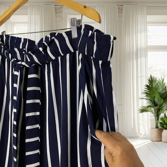 H&M Navy Blue White Striped Paperbag Waist Pants with Belt – Plus Size 22 - Picture 3 of 10